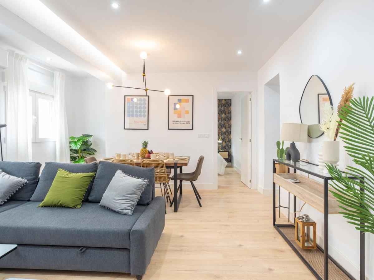 Gorgeous Renovated 2br Ac Apartament *