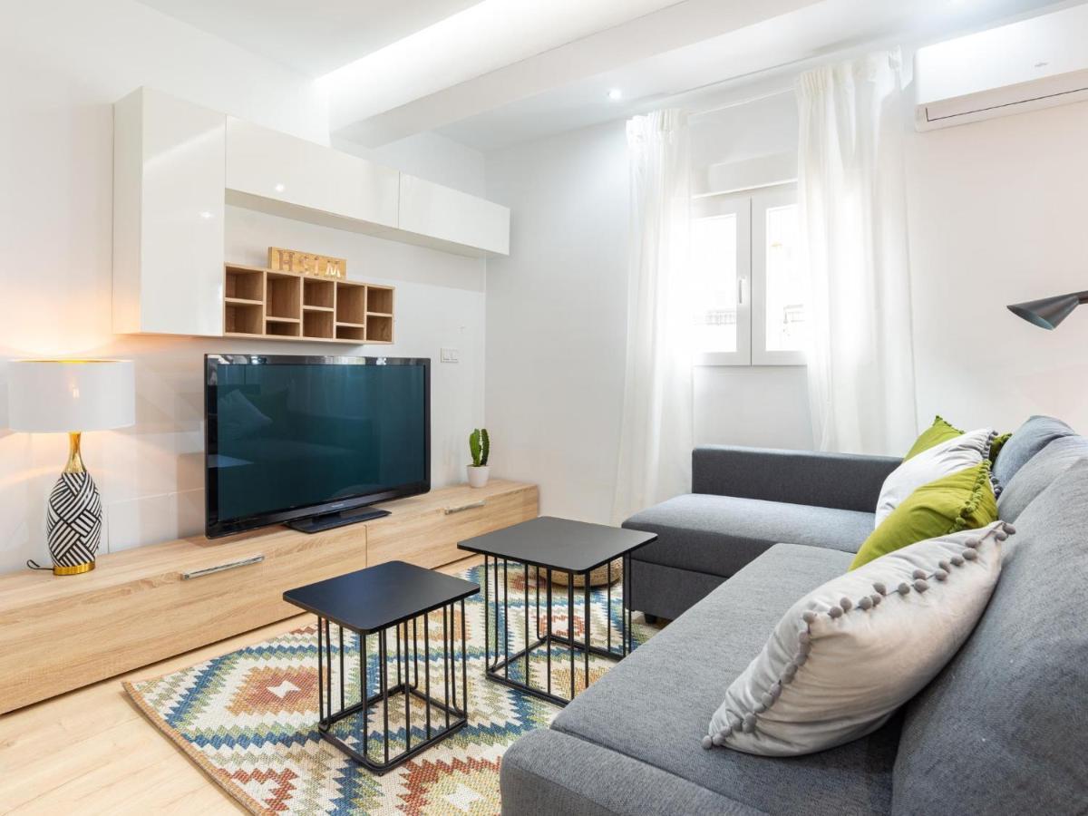 Gorgeous Renovated 2br Ac Apartament Malaga